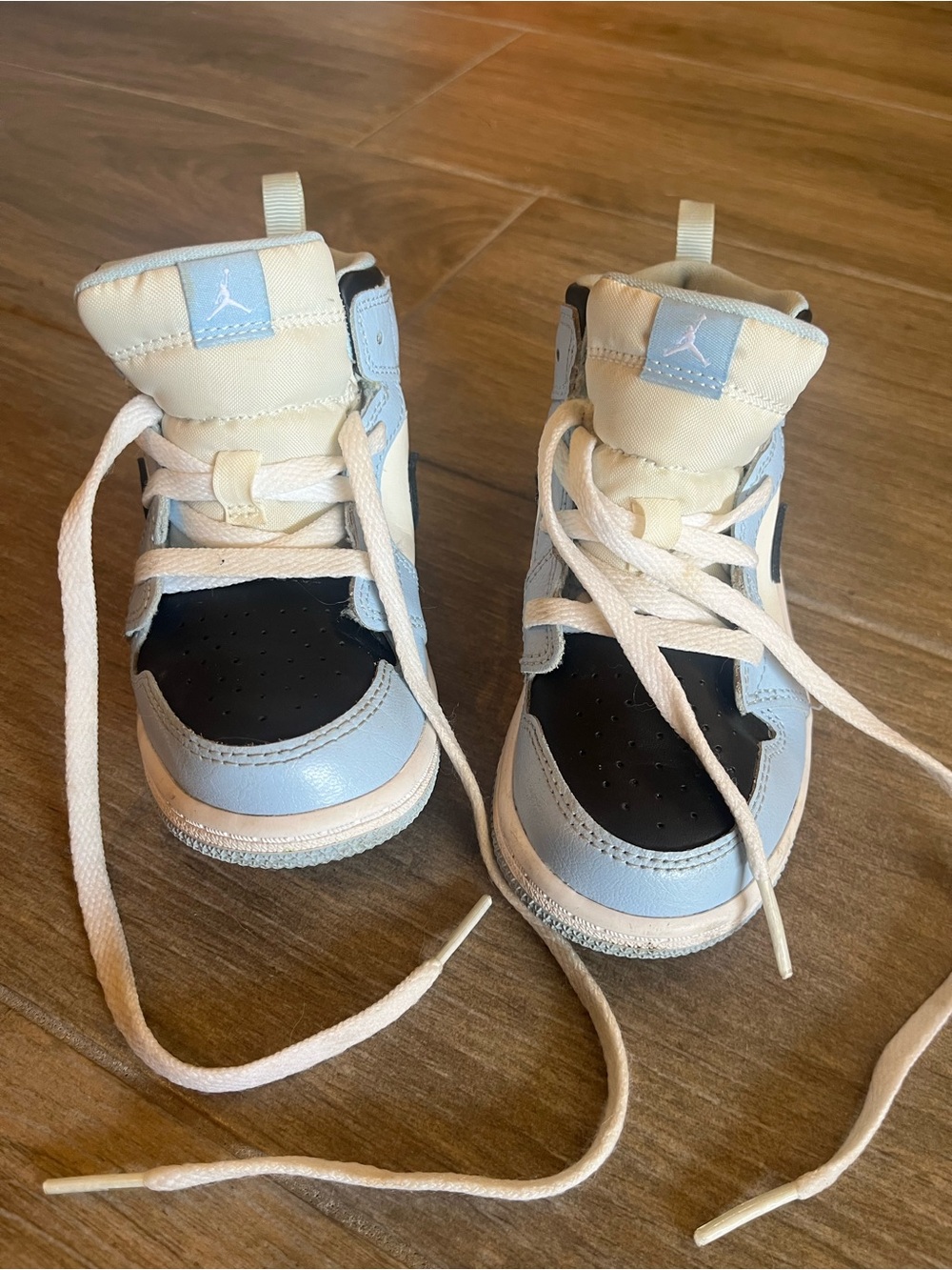 Jordan Kids' High-Top Sneakers in Light Blue, Black, and White